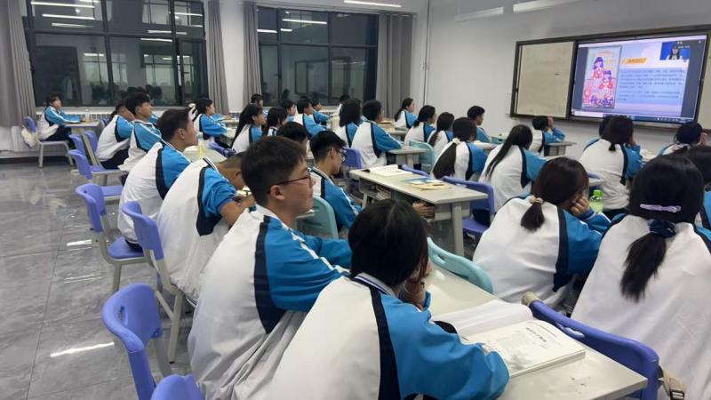 中职学院“拒绝校园霸凌，守护优美青春” 预防校园霸凌主题讲座